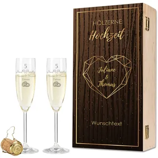 GRAVURZEILE Leonardo Sektgläser mit Gravur - Hölzerne Hochzeit 5 Jahre - Personalisiert mit Namen & Datum inkl. Holzkiste - Geschenk zur Hochzeit Verlobung Jahrestag - Farbe: Sekt