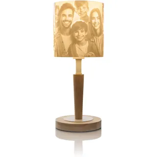 COZY LOOM Lampe mit eigenen Fotos inkl. LED Leuchtmittel – Tischlampe mit Holzfuß – Perfekte Geschenkidee für Weihnachten, Geburtstag, Valentinstag, Hochzeit (Schirm mit 3 Fotos)