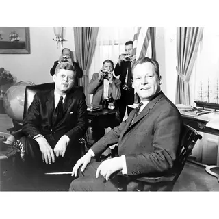 Wee Blue Coo B&W History Jfk Kennedy Mayor Willy Brandt Berlin Art Print Poster Wall Decor Kunstdruck Poster Wand-Dekor-12X16 Zoll