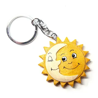 Schlüsselanhänger Sonne mit Mond aus Holz und Metall - 10 cm