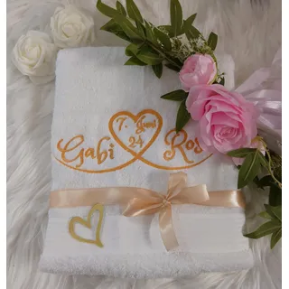 Wuff-Dogsworld Handtuch mit Namen Bestickt Geschenk Hochzeit Vermählung Hochzeitsgeschenk Herz personalisiert Verlobung Braut Bräutigam Mann Frau