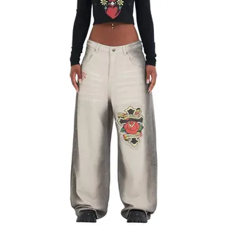 Ed Hardy Relax-fit-Jeans Jeans Ed Hardy Womens In Memory Applique Applikation aus Raw-Edge-Denim mit Kreuz- und Herz-Tattoo-Print weiß 32