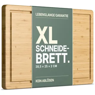 LARHN Bambus Schneidebrett Holz mit Griff & Saftrille - 38,5x25x2 cm | Massiv, vertikal verleimt, wendbar, vorgeölt, plastikfrei, zum Schneiden & Servieren: Fleisch, Gemüse, Brot, Käse & Wurst