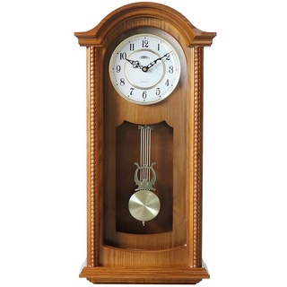 PRIM Wanduhr Pendulum Classic, Retro Design, 315 x 665 x 116 mm, Verziertes Zifferblatt, Pendel-Wanduhr aus Holz, Quarz-Uhrwerk, Braun, Luxus Deko für Wohnzimmer, Schlafzimmer, Büro