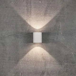 Einzigartiges Lichterlebnis mit der Innen- und Außenwandleuchte Canto Up&Down aus Aluminium in weiß