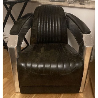 Casa Padrino Luxus Art Deco Leder Sessel Vintage Schwarz / Silber - Aluminium Wohnzimmer Sessel mit hochwertigem Echtleder - Lounge Sessel - Flugzeug Flieger Echtleder Möbel - Luxus Möbel