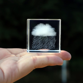 Rain Cloud Crystal Cube 3D Glas Briefbeschwerer Raumdekor K9 Glas Feng Shui Ornamente Figuren Tischdekoration für Zuhause