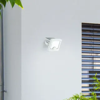 Brilliant Außenwandleuchte Kunststoff/Metall 5,4 cm mit Bewegungsmelder 4 W 540 lm weiß