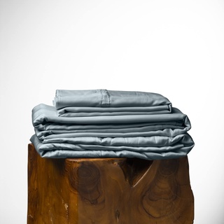 Olive + Crate Luxus-Serie: Bettwäsche-Set, 100% Tencel, Eukalyptus, Doppelbett, XL, superweich, kühlend, mit tiefer Tasche bis 40,6 cm, Bettlaken, Spannbetttuch und 1 Kissenbezug, Basaltblau