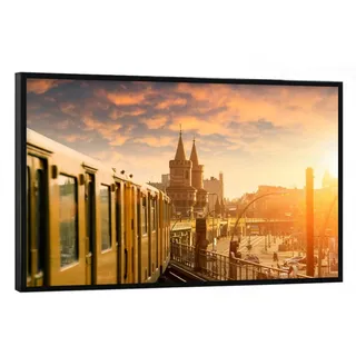 artboxONE Poster mit schwarzem Rahmen 30x20 cm Berlin Städte/Berlin Sonnenaufgang in Berlin - Bild Berlin