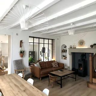 YONIISEA Pendelleuchte‐XXL Weiss im Vertigo‐Stil für Wohnzimmer, Esstisch | Dame‐Hut‐Form‐Design, Scandinavian, höhenverstellbar, hohe Decken, E27‐Fassung, LED‐kompatibel, Hängelampe Schlafzimmer