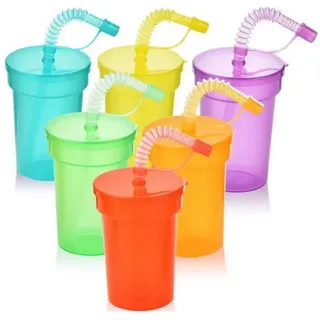 LuxusKollektion Becher 6er Pack Kinder Party Becher mit Strohhalm und Deckel, Trinkbecher Set bunt
