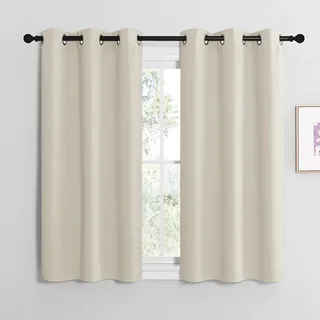 NICETOWN Kurze Thermo Vorhänge Beige Fenster Gardinen Modern 2er Set H137 x B107 cm Hellbeige, Blickdicht Küchengardinen Verdunklungsvorhänge mit Ösen Scheibengardinen Kinderzimmer
