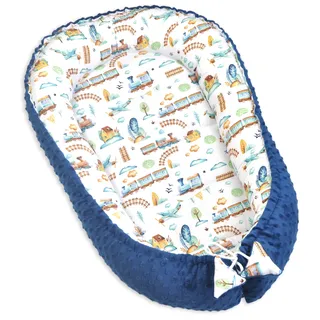PIMKO Babynest 2seitig Minky Babynestchen für Baby Kuschelnest Babykokon für Säuglinge und Neugeborene Nestchen geeignet für Zuhause 55 x 90 cm (Blauen Zug)