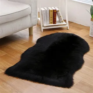 Tomifine Faux Lammfell Teppich, Kunstfell Dekofell Teppich Flauschiger Schaffell Bettvorleger für Schlafzimmer Bett oder Wohnzimmer Sofa Matte (50x80 cm,Schwarz)