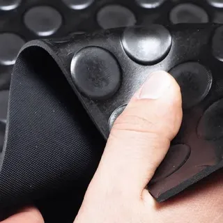 Gummi Antirutsch Bodenmatte SBR Schutzmatte Bodenbelag Noppen Muster Schwarz 3mm Stark 100 cm Breite 190 cm Länge