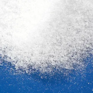Deco Woerner Kunst-Streu-Schnee Kunstschnee 140 g für 4 Liter Volumen mit Glitzer-Effekt weiß Winterdeko Weihnachts-Dekoration