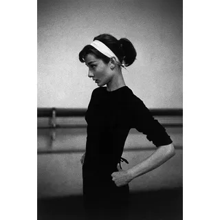 Audrey Hepburn Leinwand-Wandkunst berühmte Filmstar-Poster Druckkunst Audrey Hepburn Schwarz-Weiß-Wandgemälde Nordhaus-Bild Dekoration Kunstwerk, ohne Rahmen,30x45cm