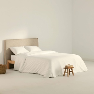 Belum Bettbezug aus Satin, Fadenzahl 300, für Betten mit 150/160 cm, Maße: 240 x 220 cm, Farbe: Weiß, Satin-Bettbezug, Verschluss mit transparenten Knöpfen.