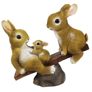 Arnusa Dekofigur Hasen Familie auf Wippe Gartenfigur Tierfigur, 26 x 25 cm Tier Deko Figur Gartendekoration beige