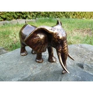IDYL Dekofigur IDYL Bronze-Skulptur Elefant Rüssel unten
