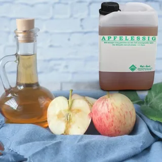 3 L Wasserrose Apfelessig mild-würzig aus Äpfeln 5% Säure | Mild-würziger Apfelessig aus dem Saft sonnengereifter Äpfel mit 5 % Säure im praktischen 3-Liter-Kanister.