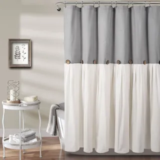Lush Decor Leinen-Duschvorhang mit Knopfleiste, 183 x 198 cm (B x L), Plissiertes Farbblock-Design mit Kokosnussknöpfen, Badezimmer-Accessoire im Bauernhaus-Stil, Grau und gebrochenes Weiß