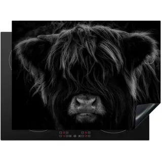 KitchenYeah© Herdabdeckplatte Einteilig Küche Herdabdeckung Induktionsfeld Ceranfeld Herdabdeckplatten Vinyl Matte Aufrollbar Schottisches Hochlandrind - Kuh - Schwarz und Weiß - Tiere - 70x52 cm
