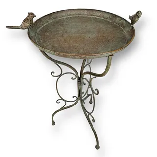 Crispe home & garden Vogeltränke Gijon | Antikgrüne Vogelbad Schale aus Metall | Wetterfeste Gartendeko mit Standfuß | Ø 32,5 cm | Höhe 65 cm | für Garten & Terrasse